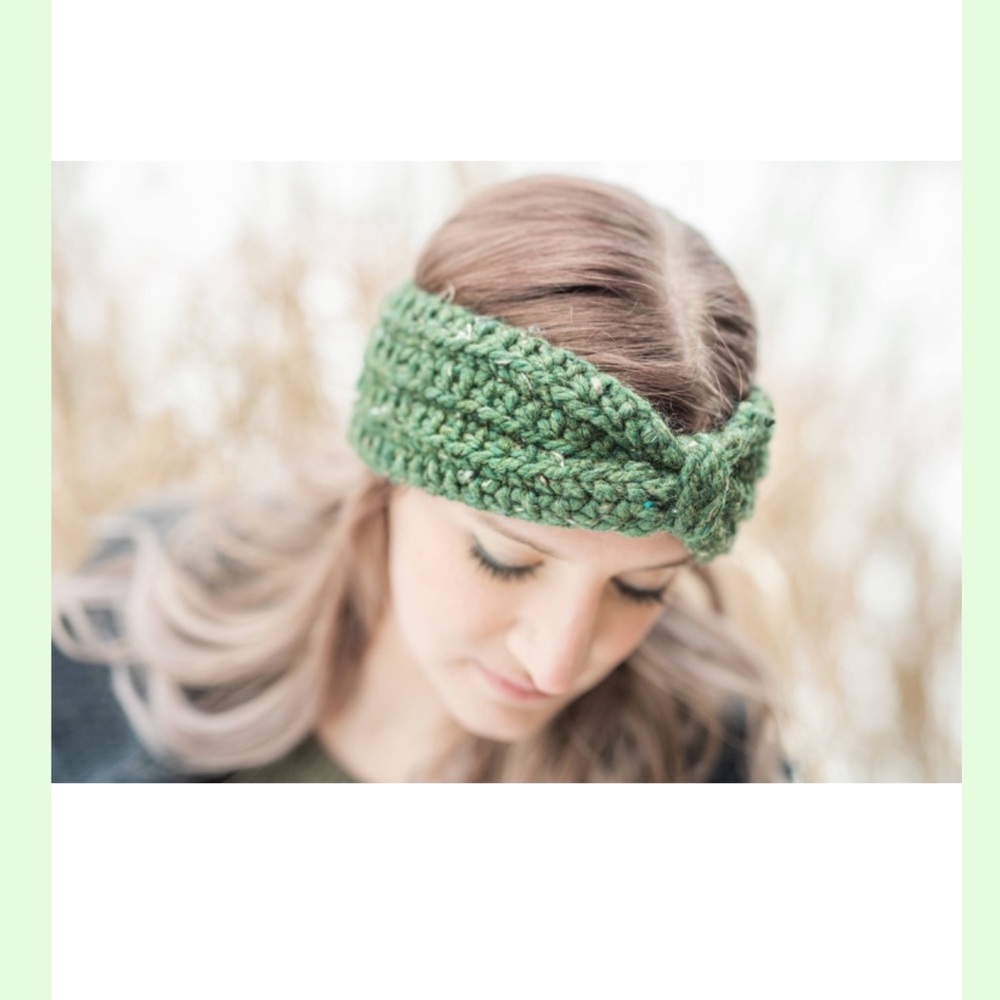 NWT Warm Boho Tan And Silver Sparkly Crocheted Winter Headband